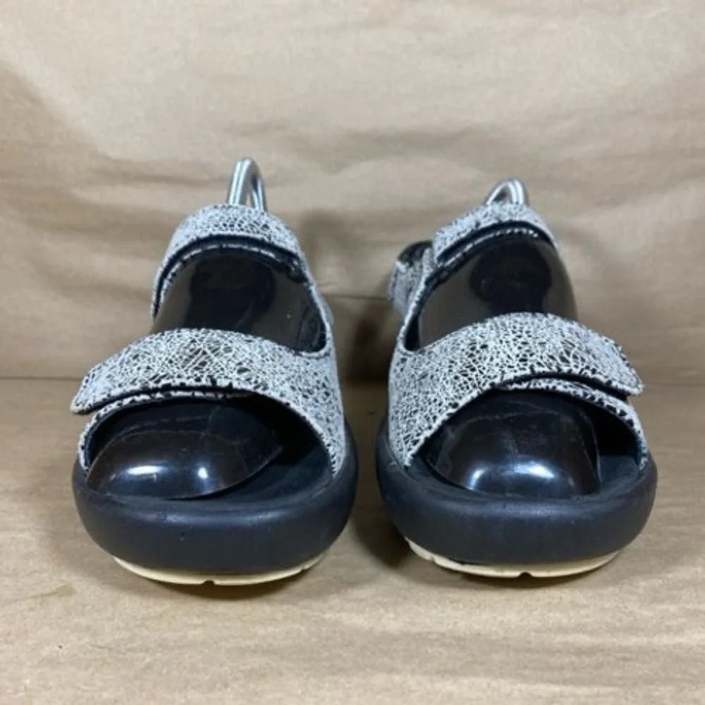 Wolky Sandals Mens 40 Black White Crackle Pattern Leather  display picture 2